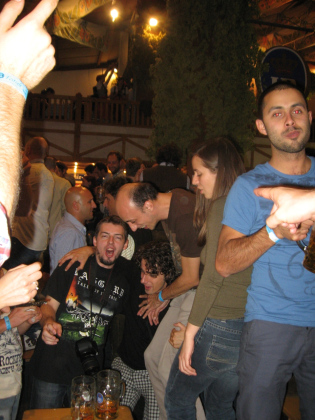 Galerie Foto Oktoberfest 2012 - Picture 59 of 92