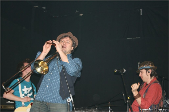 Galerie Foto Zdob ��i Zdub ��n Cafe Godot - Picture 9 of 60