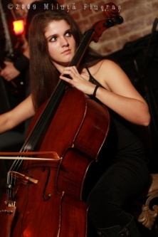 iulia și violoncelul